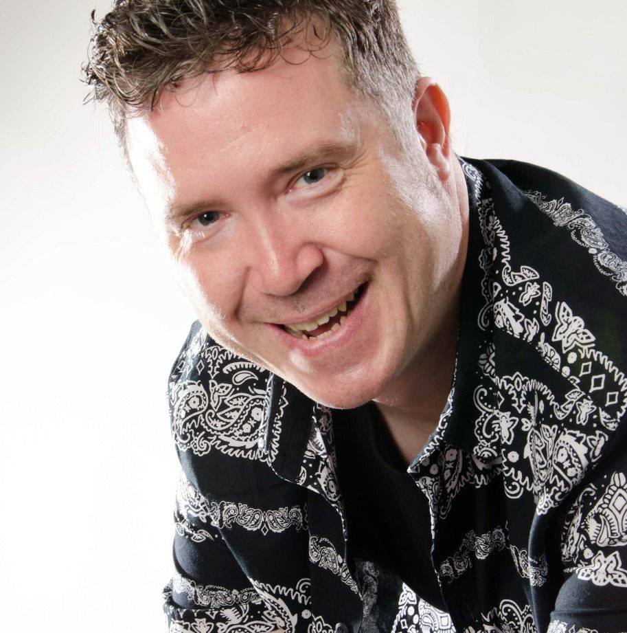 Bild von Chris Pepper in Logoform